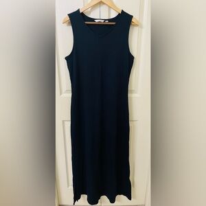 Liz Claiborne Black Sleeveless Sheath Dress